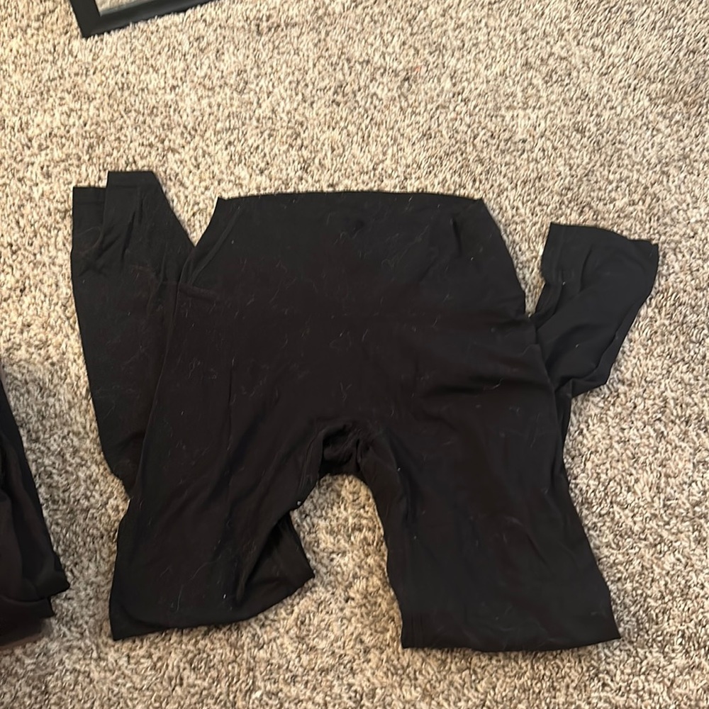 black leggings
